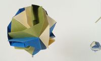 Mobile Origami Balls - Mobile boules origami 3